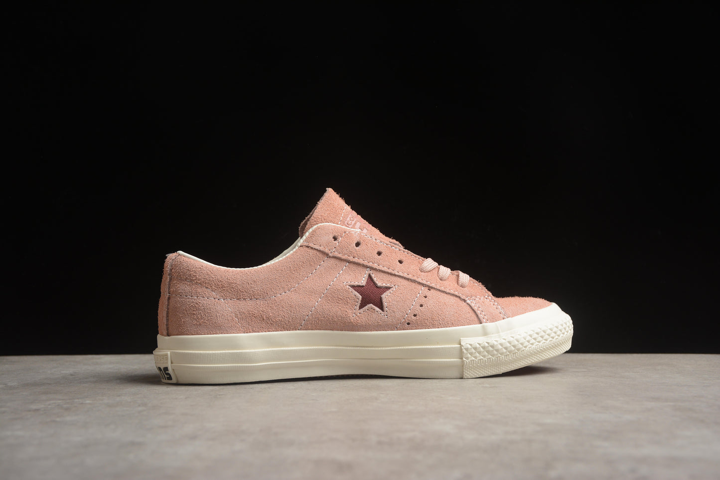 Converse A04156C