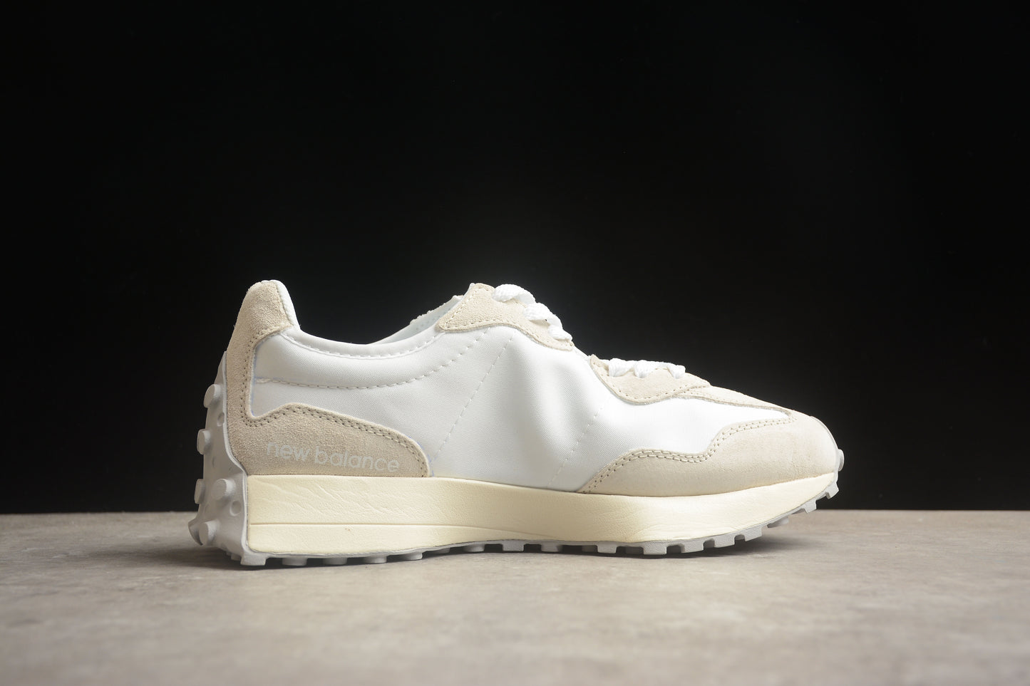 New Balance MS327 MS327SBC