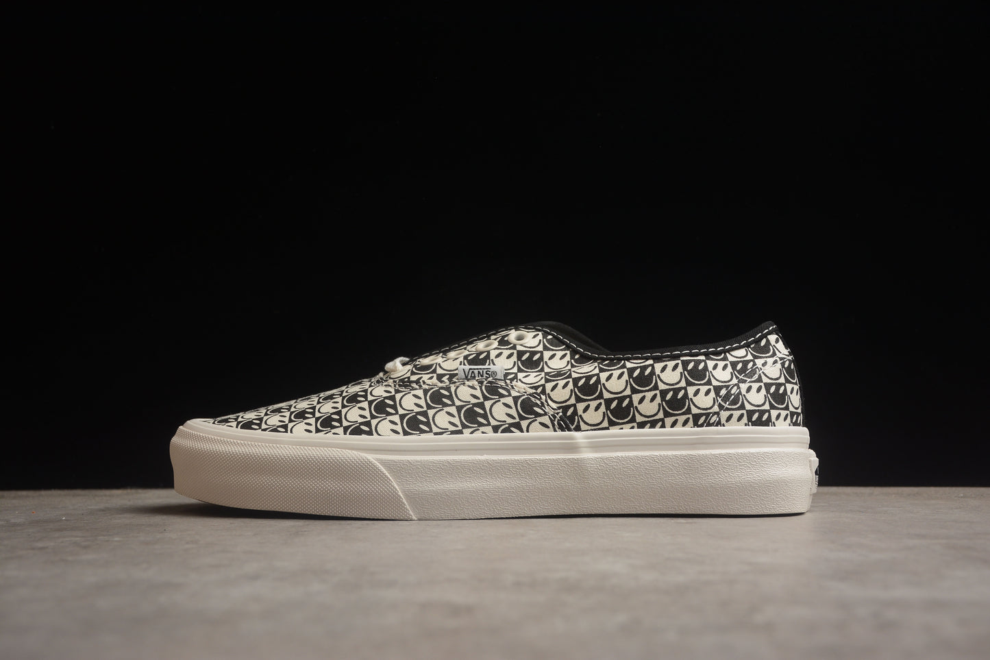 Vans Authentic VR3 VN000BVWKIG