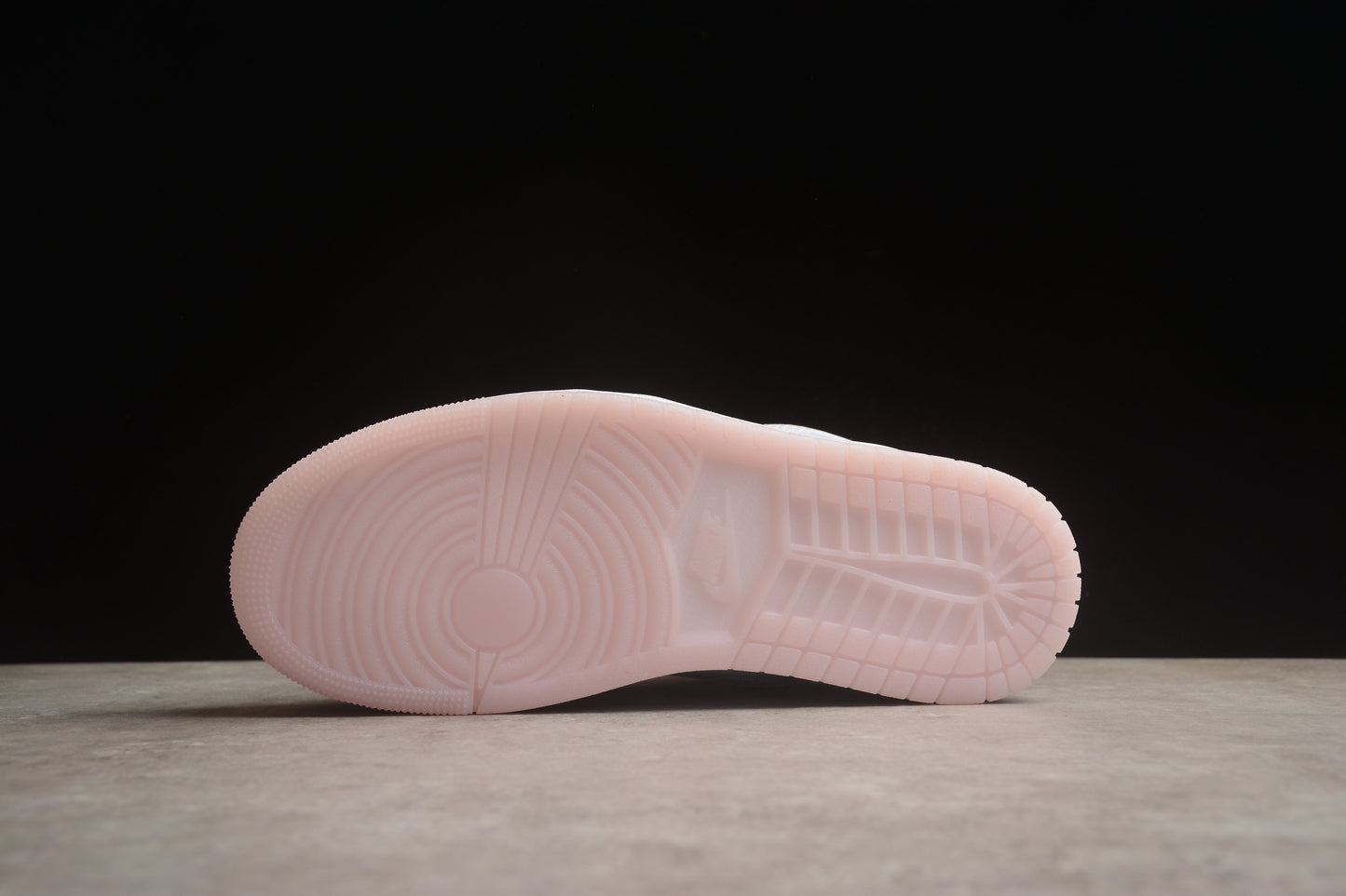 Nike Air Jordan 1 Low HM3706-141