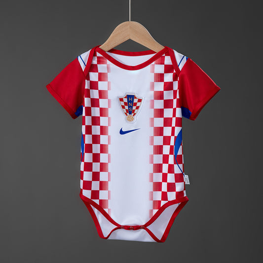 Croacia 2026/27 Baby Home