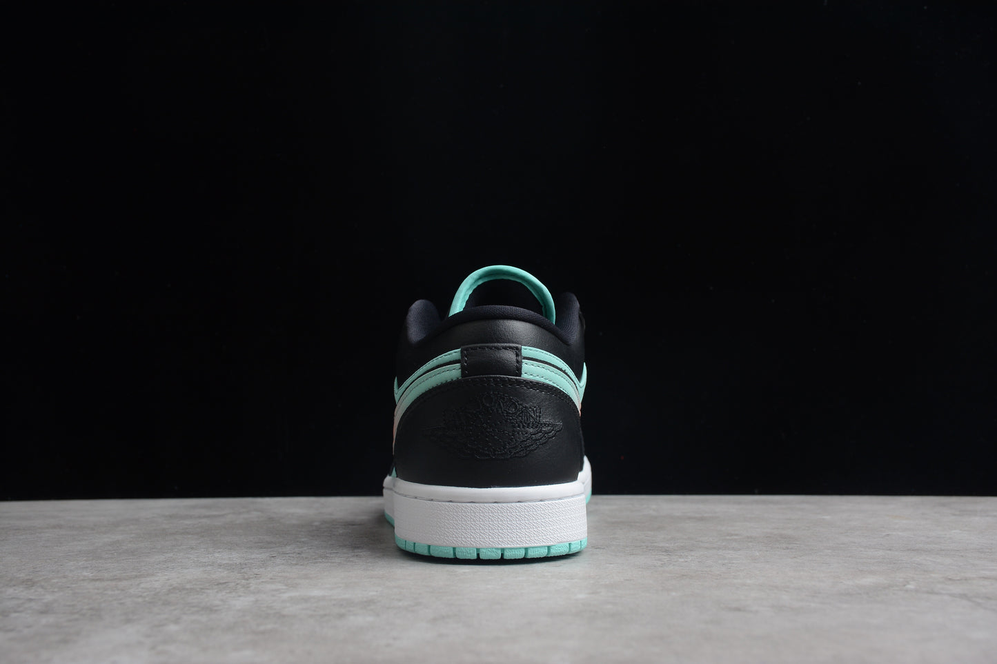 Nike Air Jordan 1 Low CK3022-301