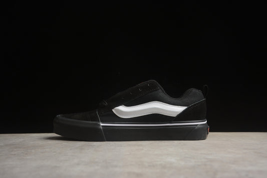 Vans Classics Knu Skool VN0009QCBMA