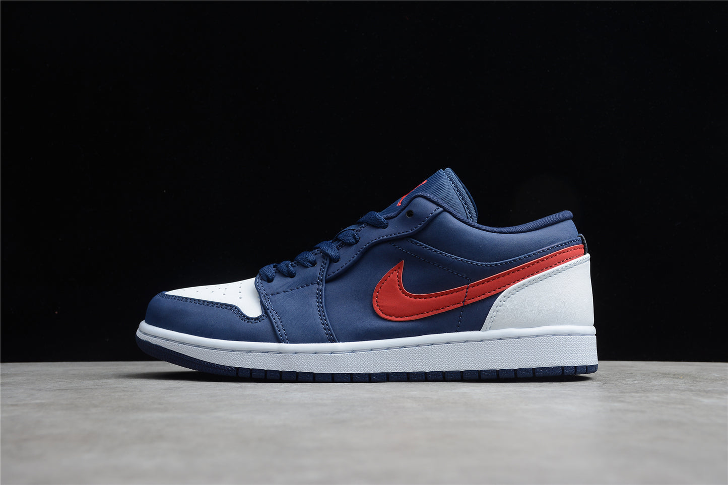 Nike Air Jordan 1 Low CZ8454-400