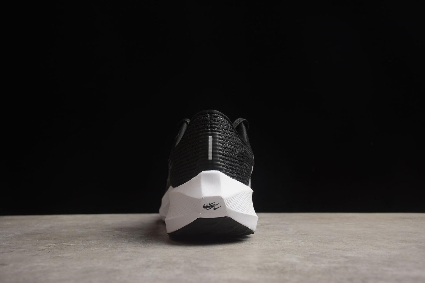 Air Zoom Pegasus 40 FB7179 001