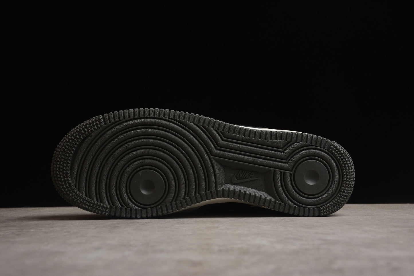 Nike Air Force 1 CL2026-113