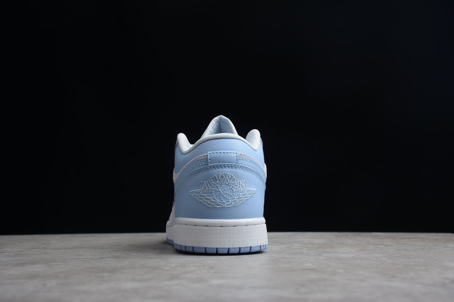 Nike Air Jordan 1 Low DC0774-050
