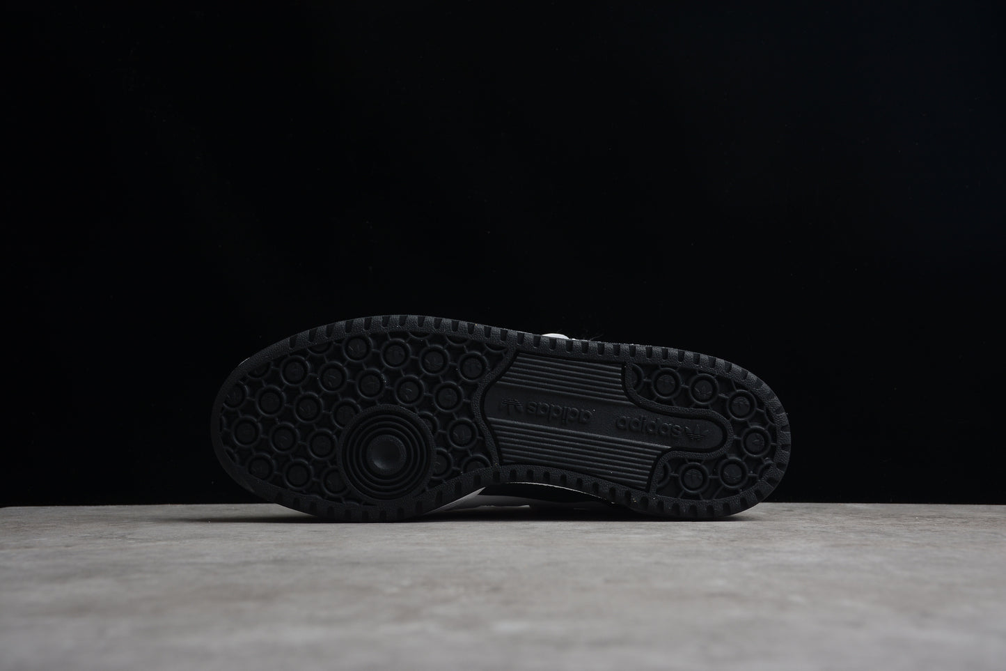 Adidas Forum 84 Low FY7757