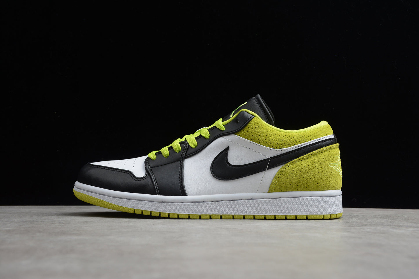 Nike Air Jordan 1 Low CK3022-003