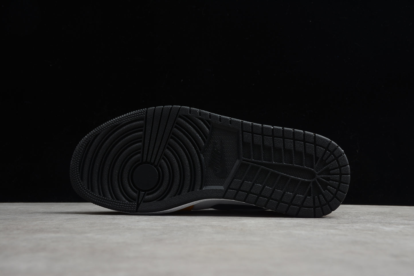 Nike Air Jordan 1 Low CZ4776-107