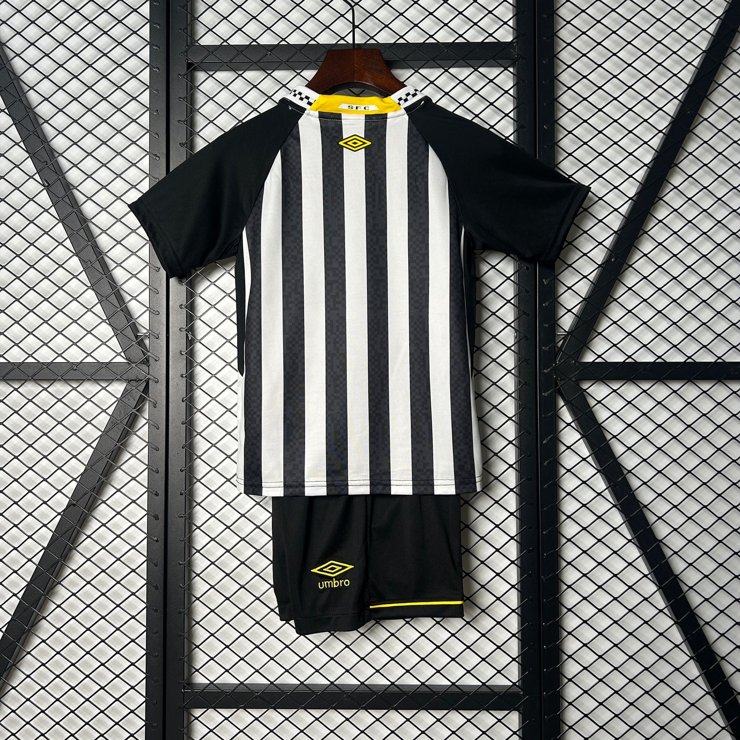 Santos Brazil 2025/26 Away Kids Version