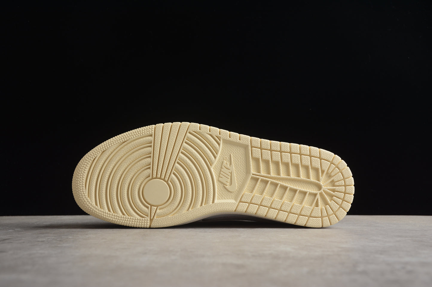Nike Air Jordan 1 Low CZ0790-100