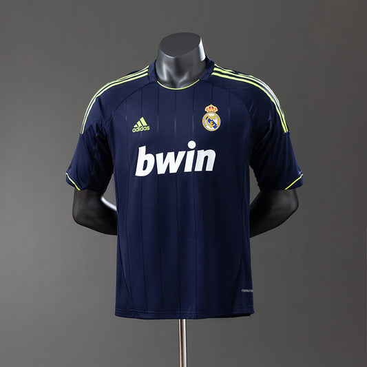 Real Madrid retro 2012/13 Away