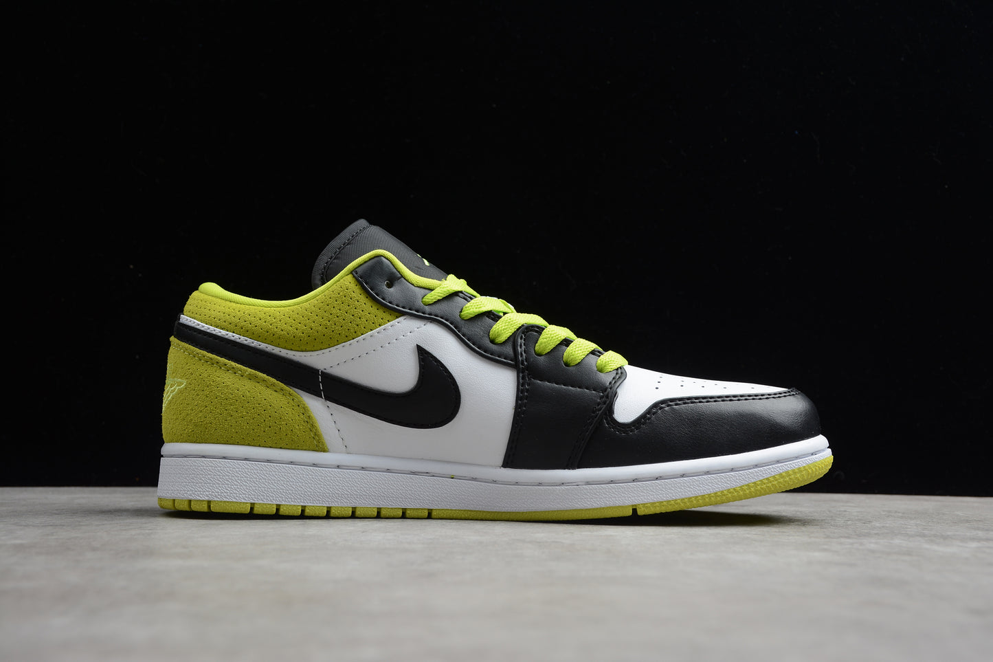 Nike Air Jordan 1 Low CK3022-003