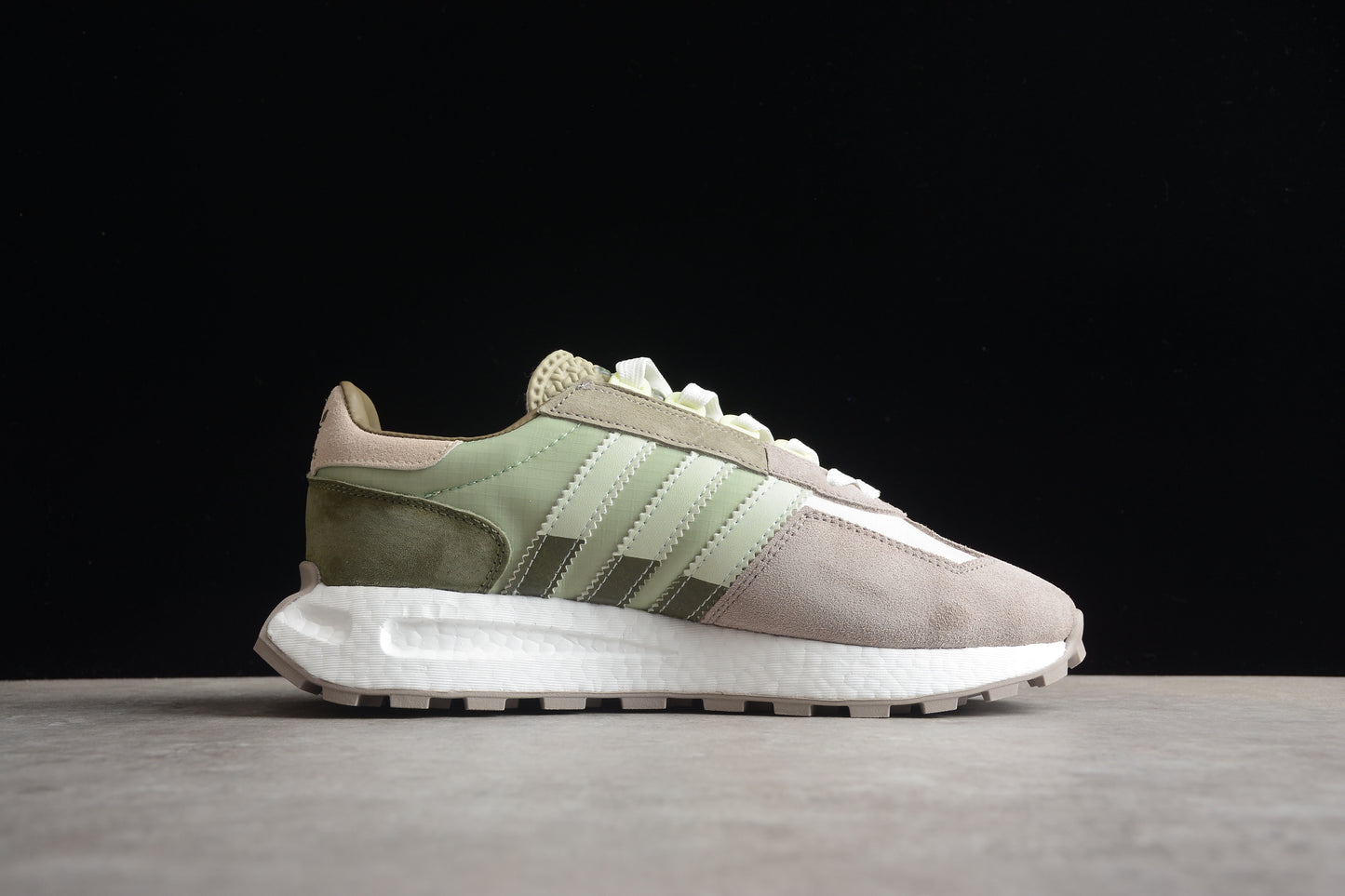 Adidas Retropy E5 HP7742