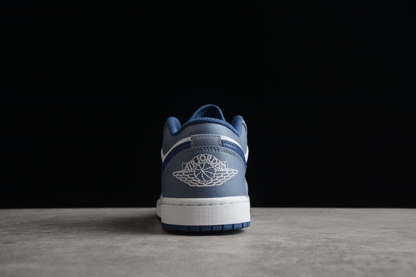 Nike Air Jordan 1 Low 553558-414