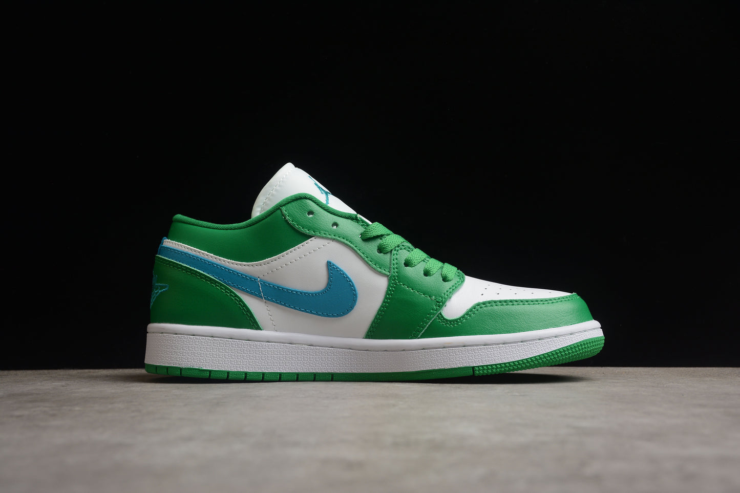 Nike Air Jordan 1 Low DC0774 304