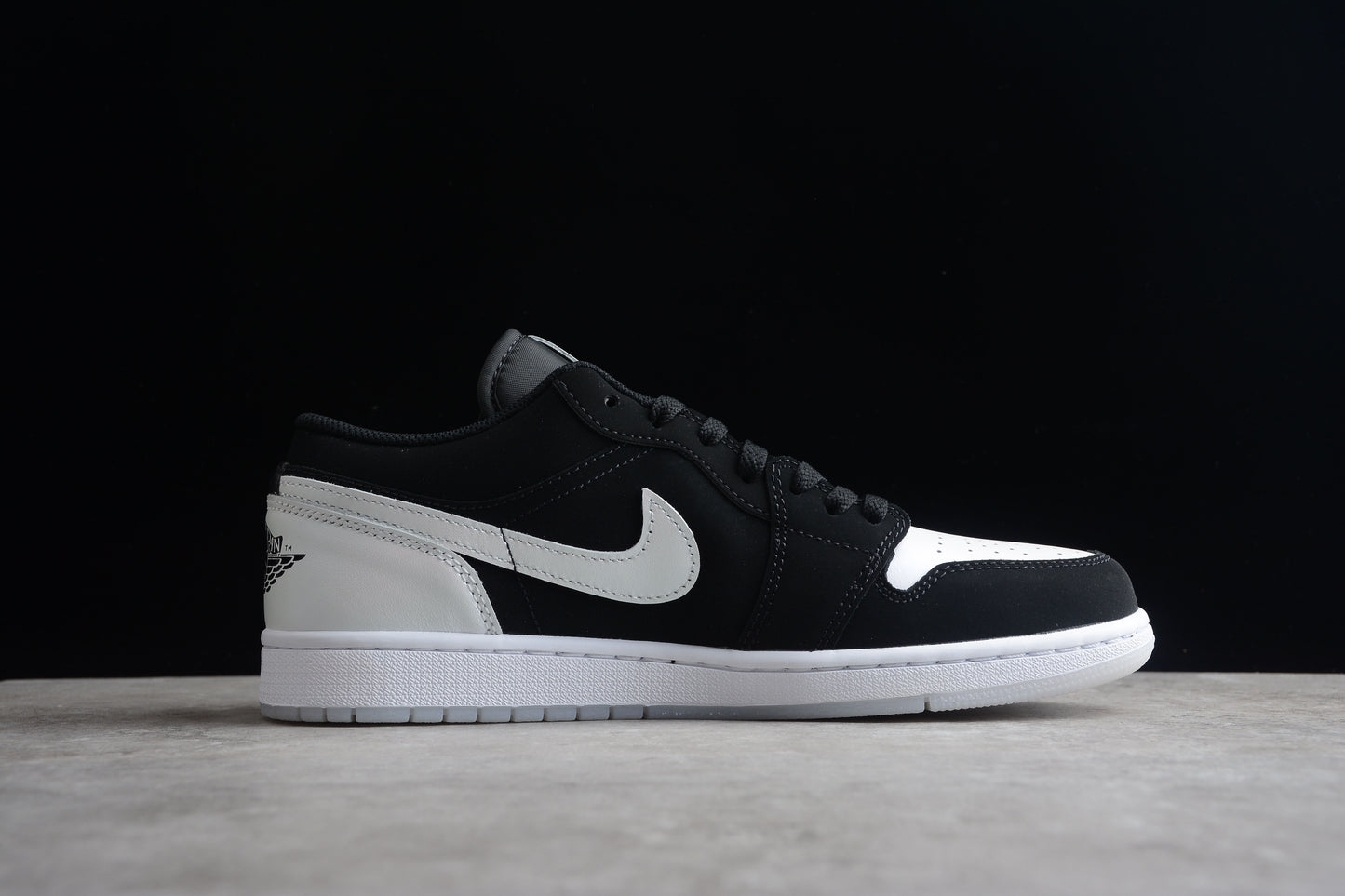 Nike Air Jordan 1 Low DH6931-001