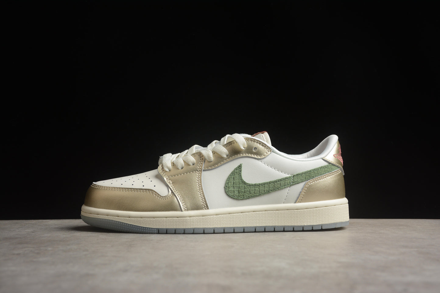 Nike Air Jordan 1 Low FQ6593