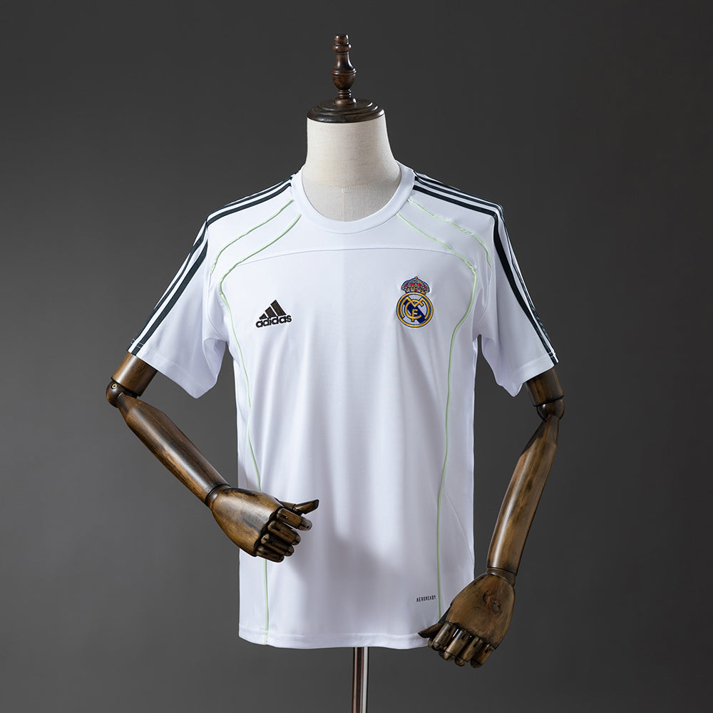 Real Madrid 25/26 Edición Especial Fan version