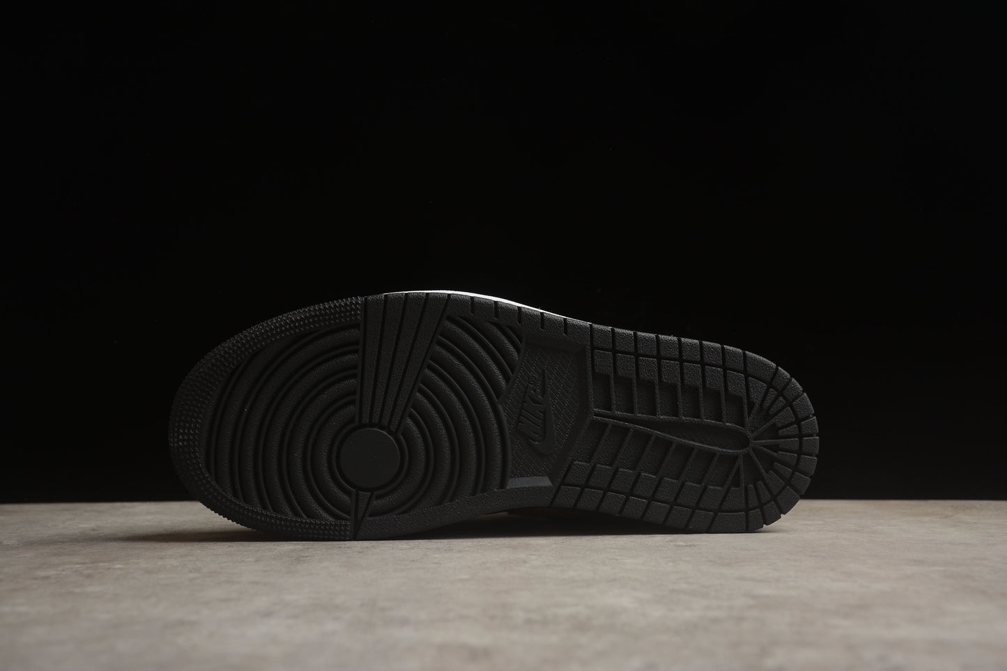 Nike Air Jordan 1 Low 553558-172