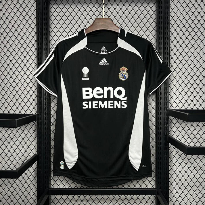 Real Madrid retro 2006/07 Away