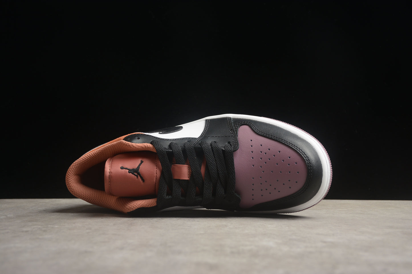 Nike Air Jordan 1 Low FB9907-102