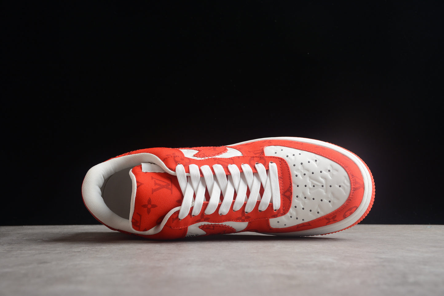 Louis Vuitton x Nike Air Force 1'07 LV8 Low Roja
