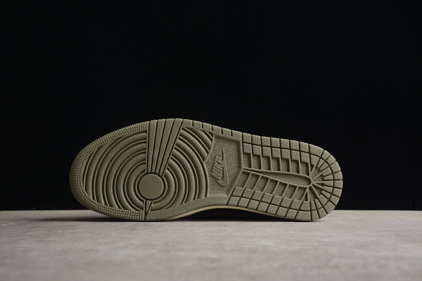 Nike Air Jordan 1 Low DZ4137-106