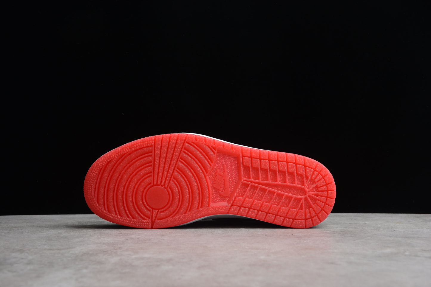 Nike Air Jordan 1 Low DM0095-106