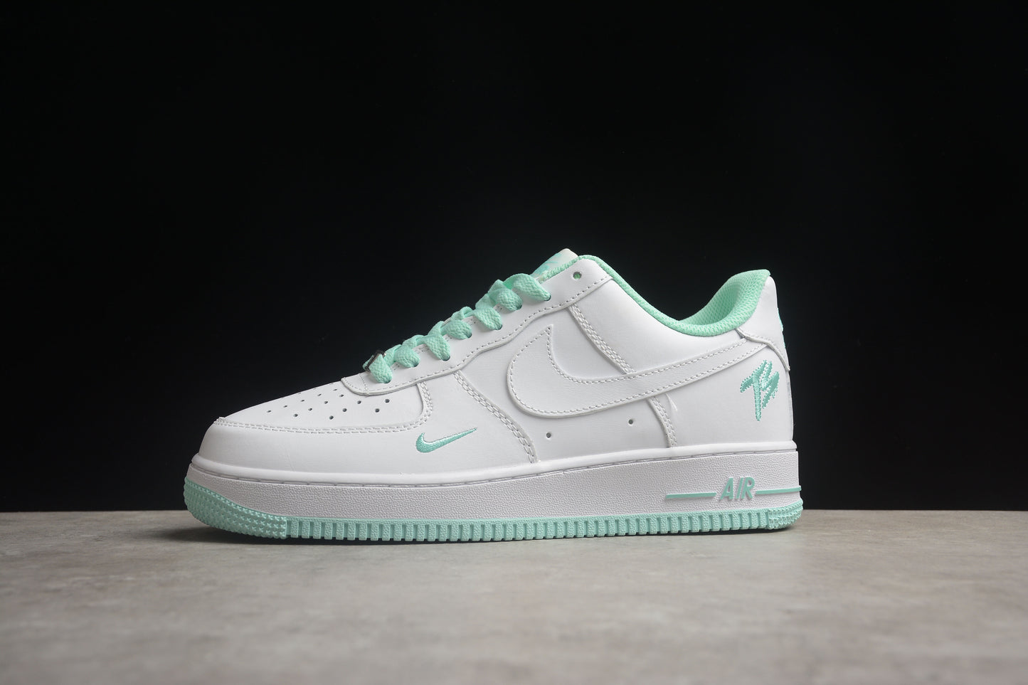 Nike Air Force 1 PF9055-774