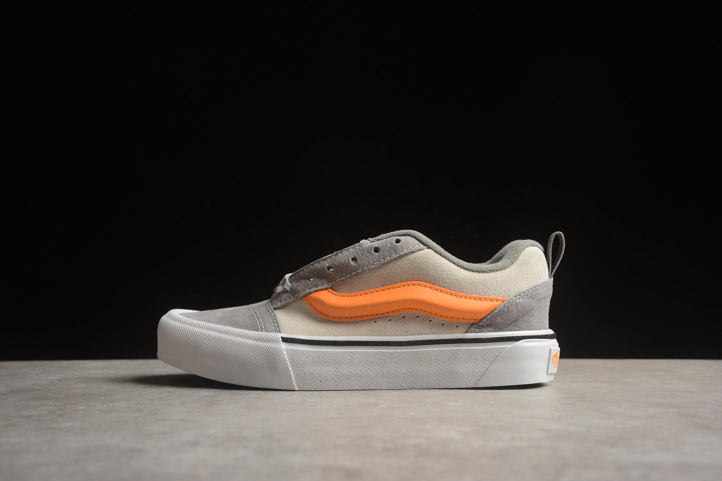 Vans Classics Knu Skool Naranja