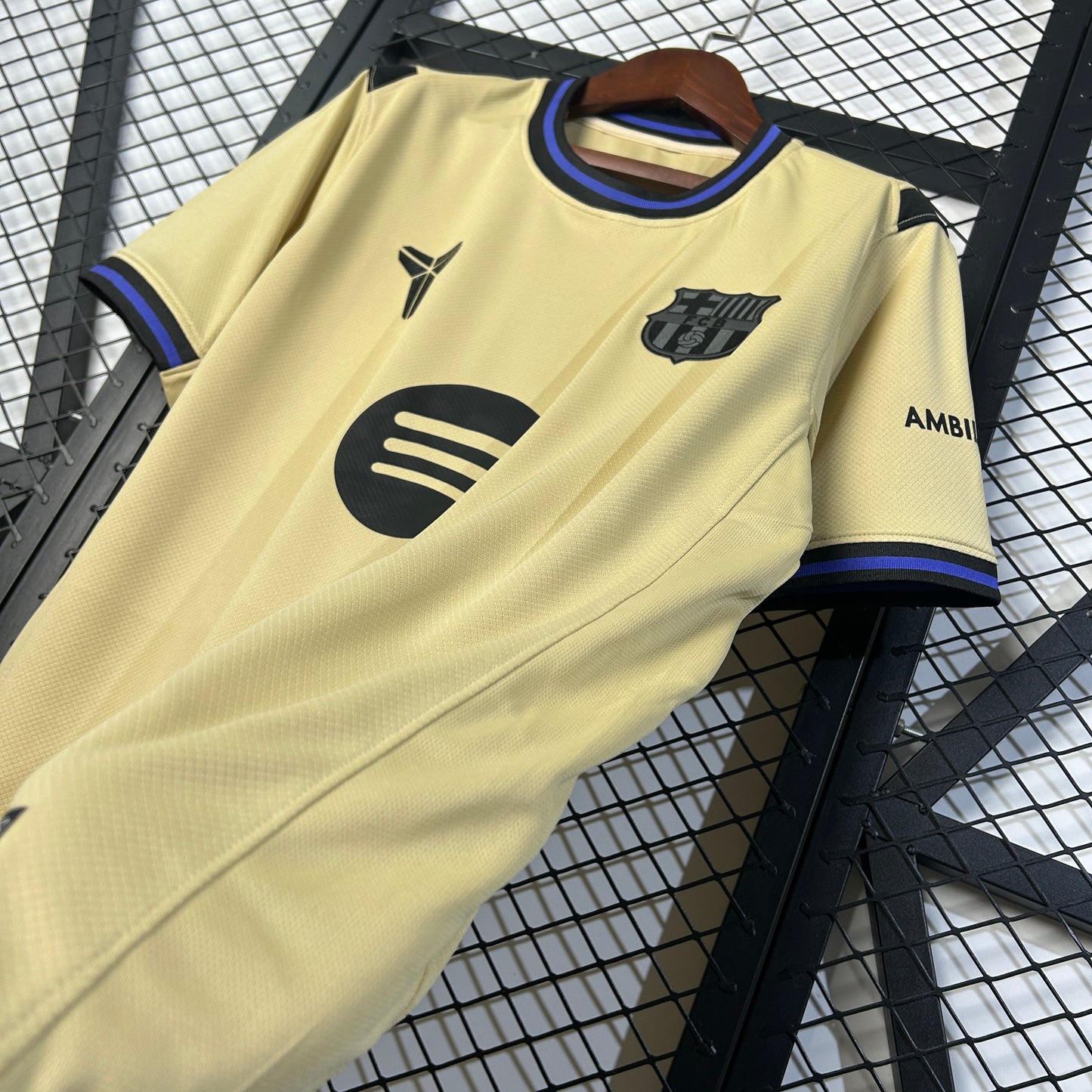 Fútbol Club Barcelona 2025/26 Away