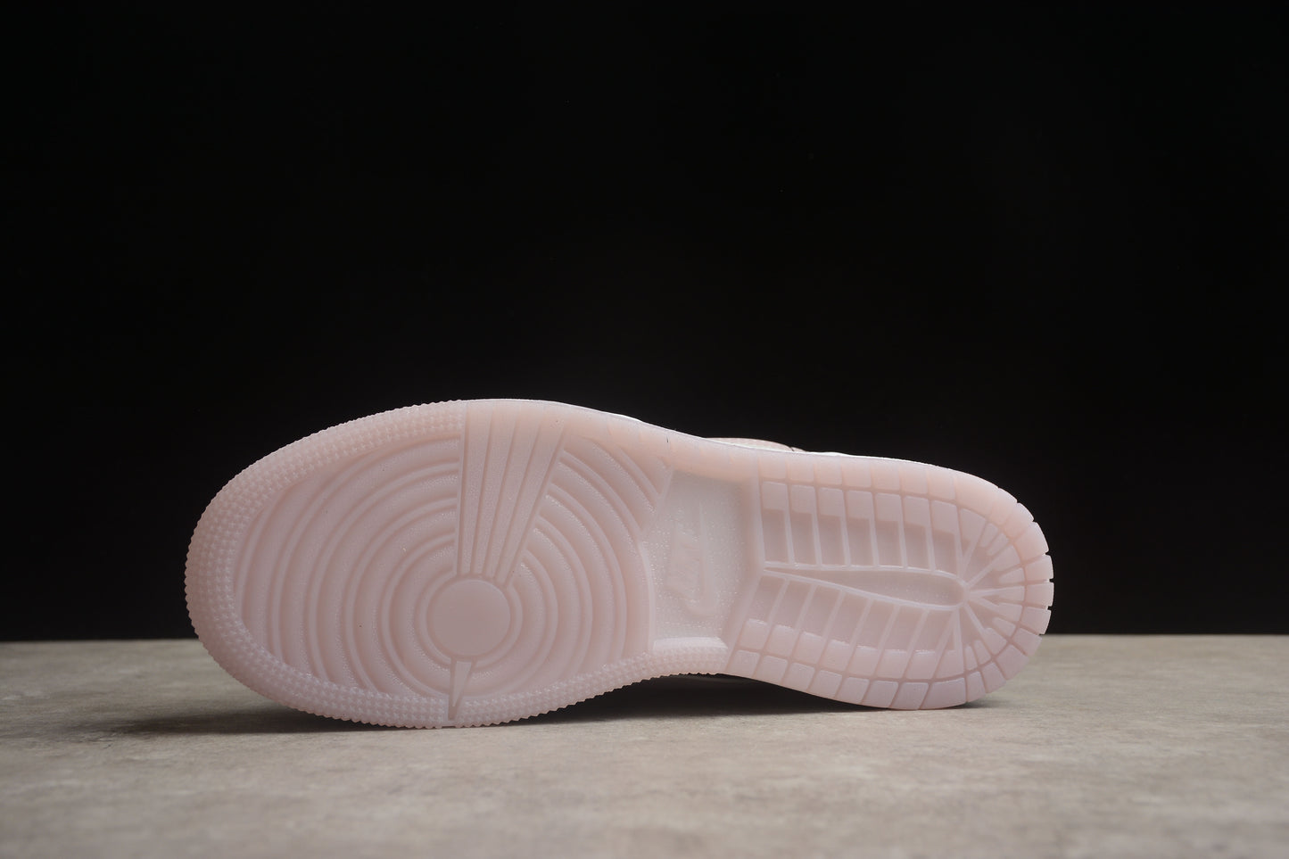 Nike Air Jordan 1 Low DV1333-051