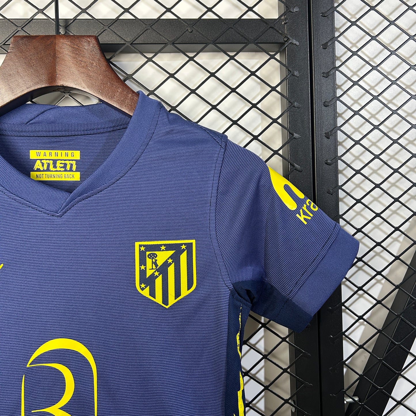Atlético de Madrid 2025/26 Away Kids Version