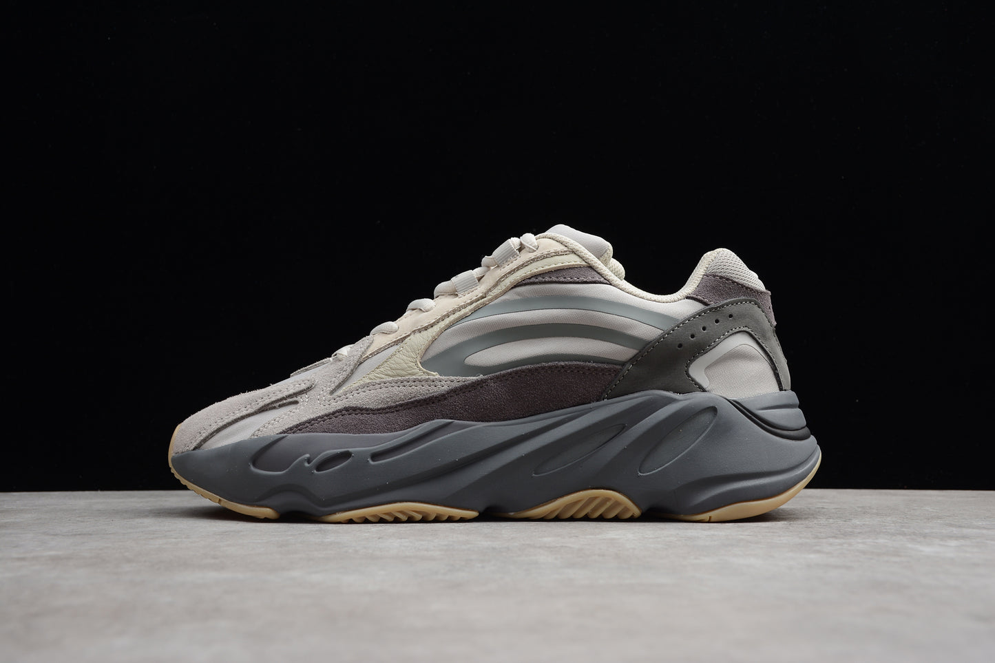 Adidas YEEZY Boost 700 FU7914