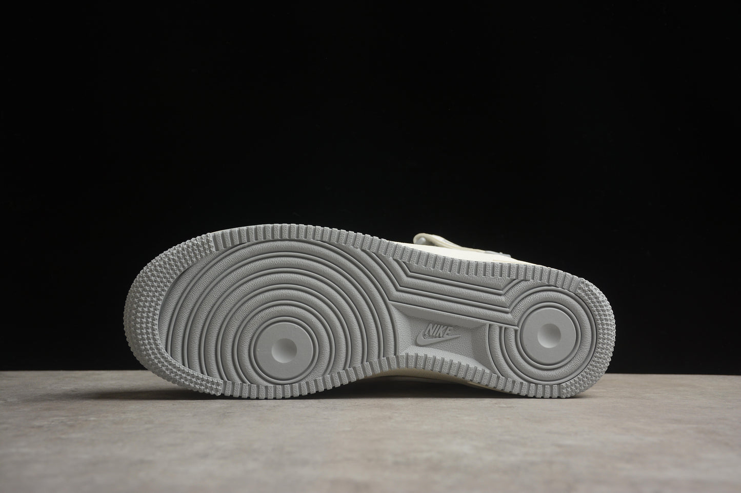 Nike Air Force 1 SH0235-522