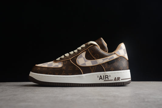 Louis Vuitton x Nike Air Force 1'07 LV8 Low Marron