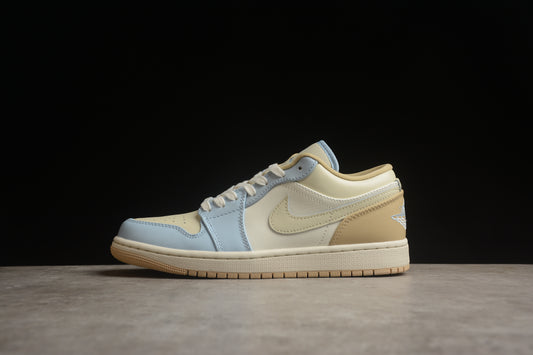 Nike Air Jordan 1 Low HQ4186-111