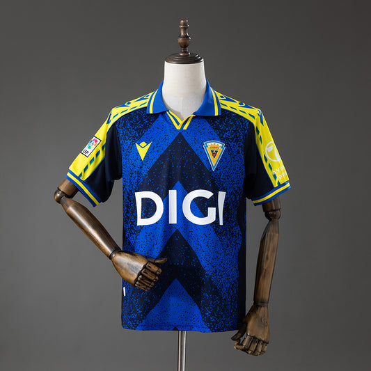 Cadiz 2025/26 Retro Style
