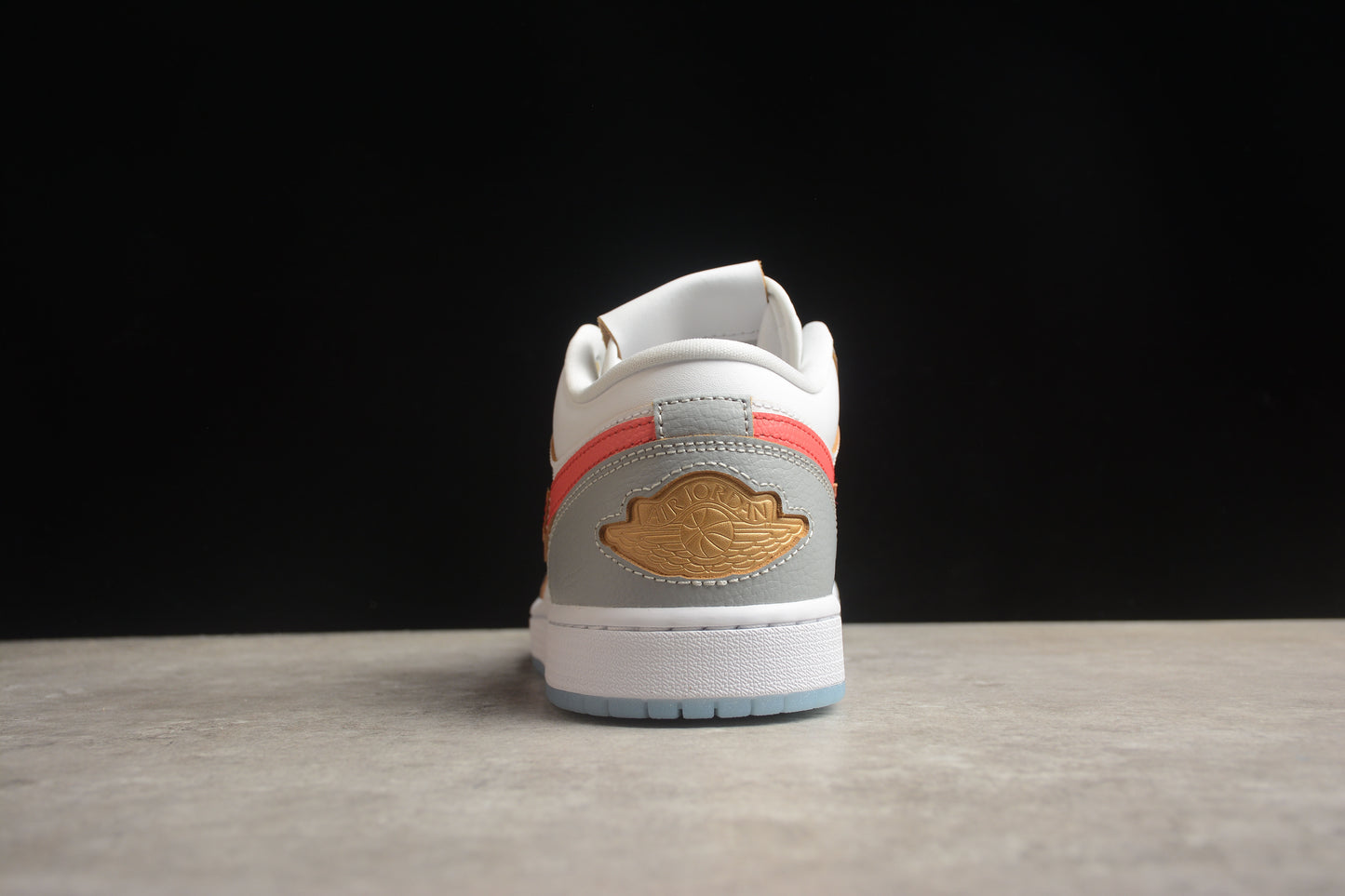 Nike Air Jordan 1 Low FN8901 164