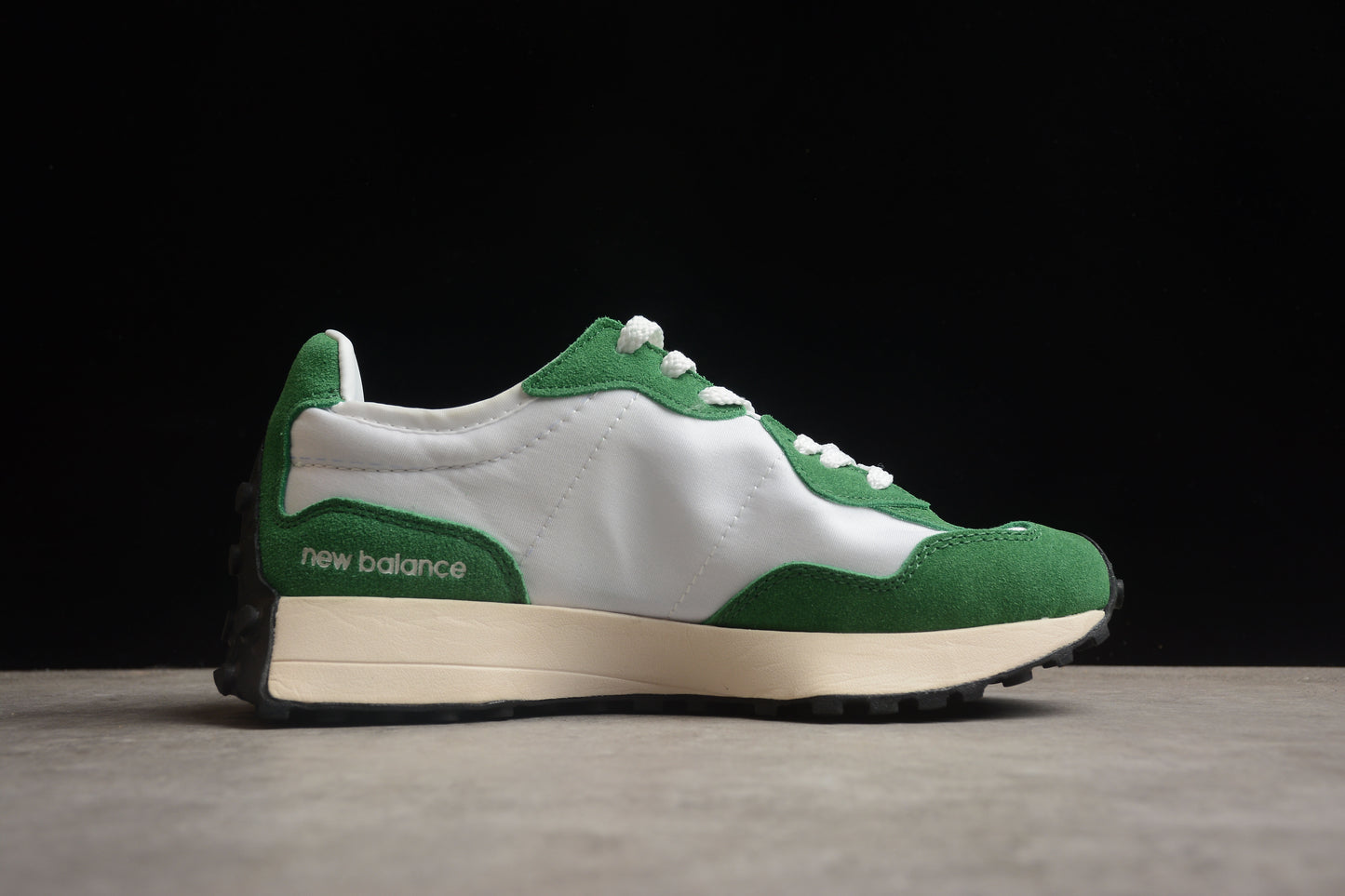 New Balance MS327 MS327LG1