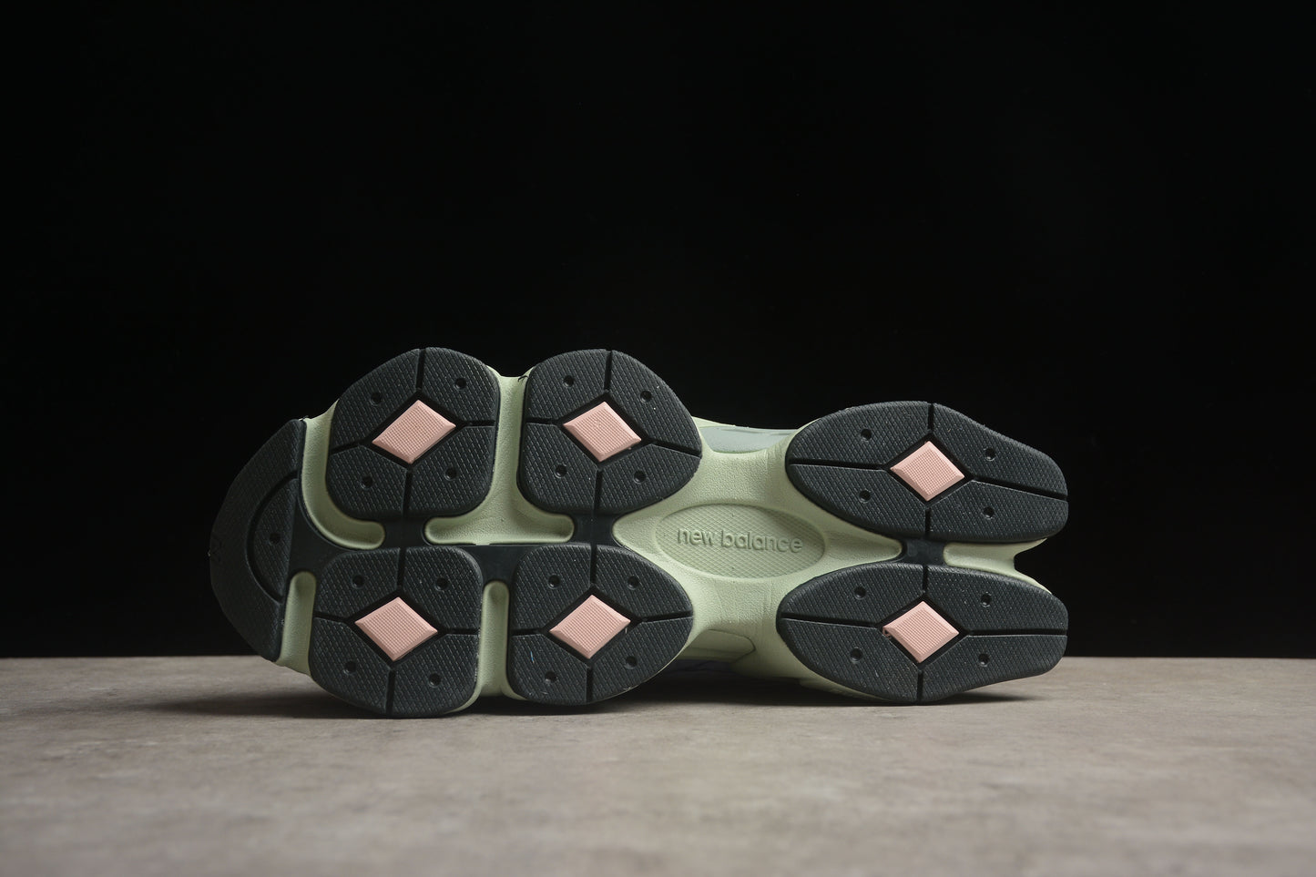 New Balance 9060 U9060WG1