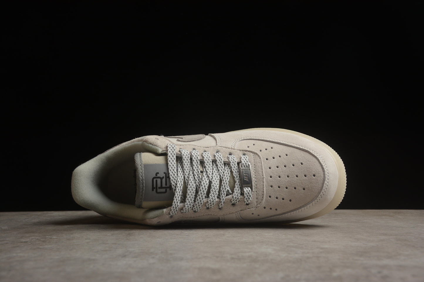 Nike Air Force 1 A04297-101.V