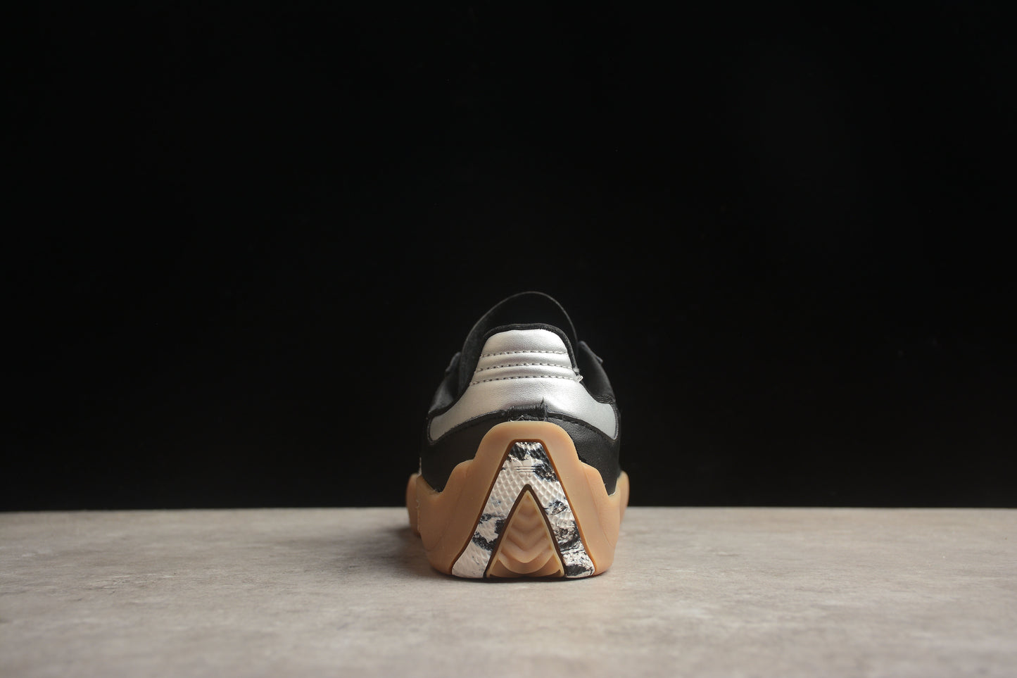 adidas originals Samba Puig HQ6099