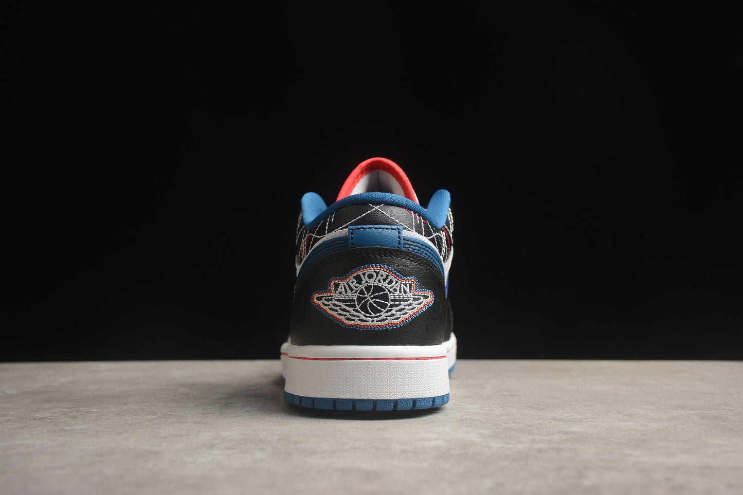 Nike Air Jordan 1 Low FV3622-141