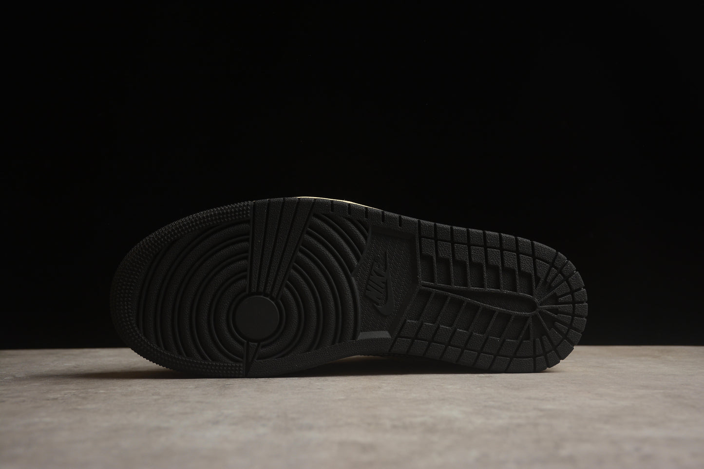 Nike Air Jordan 1 Low HQ3437-101