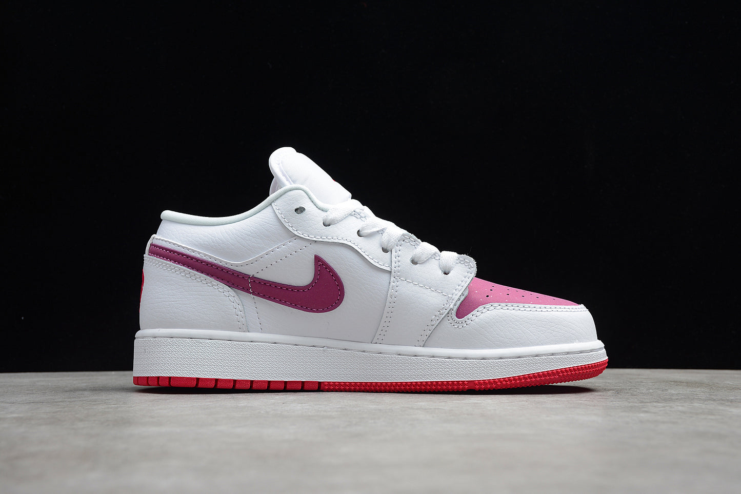 Nike Air Jordan 1 Low 554723-161