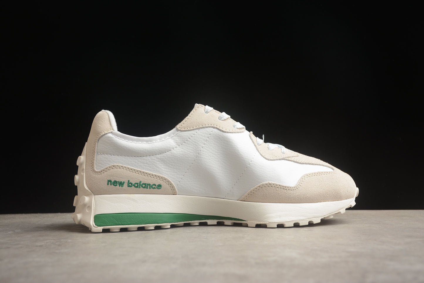 New Balance 1906 MS327