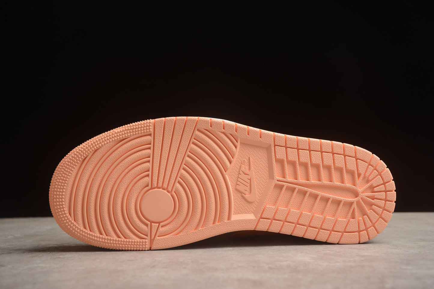 Nike Air Jordan 1 Low DC0774-801